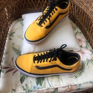 Vans north face size ten  men’s  price firm